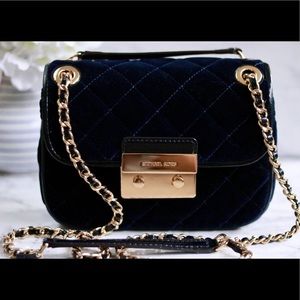 Michael Kors Sloan velvet quilted handbag